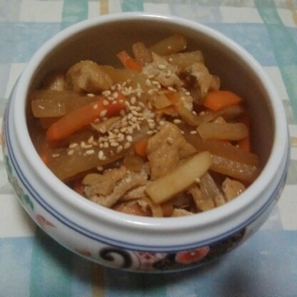 韓国唐辛子がなく七味で代用しました。切って煮るだけの手軽さで、美味しかったです。